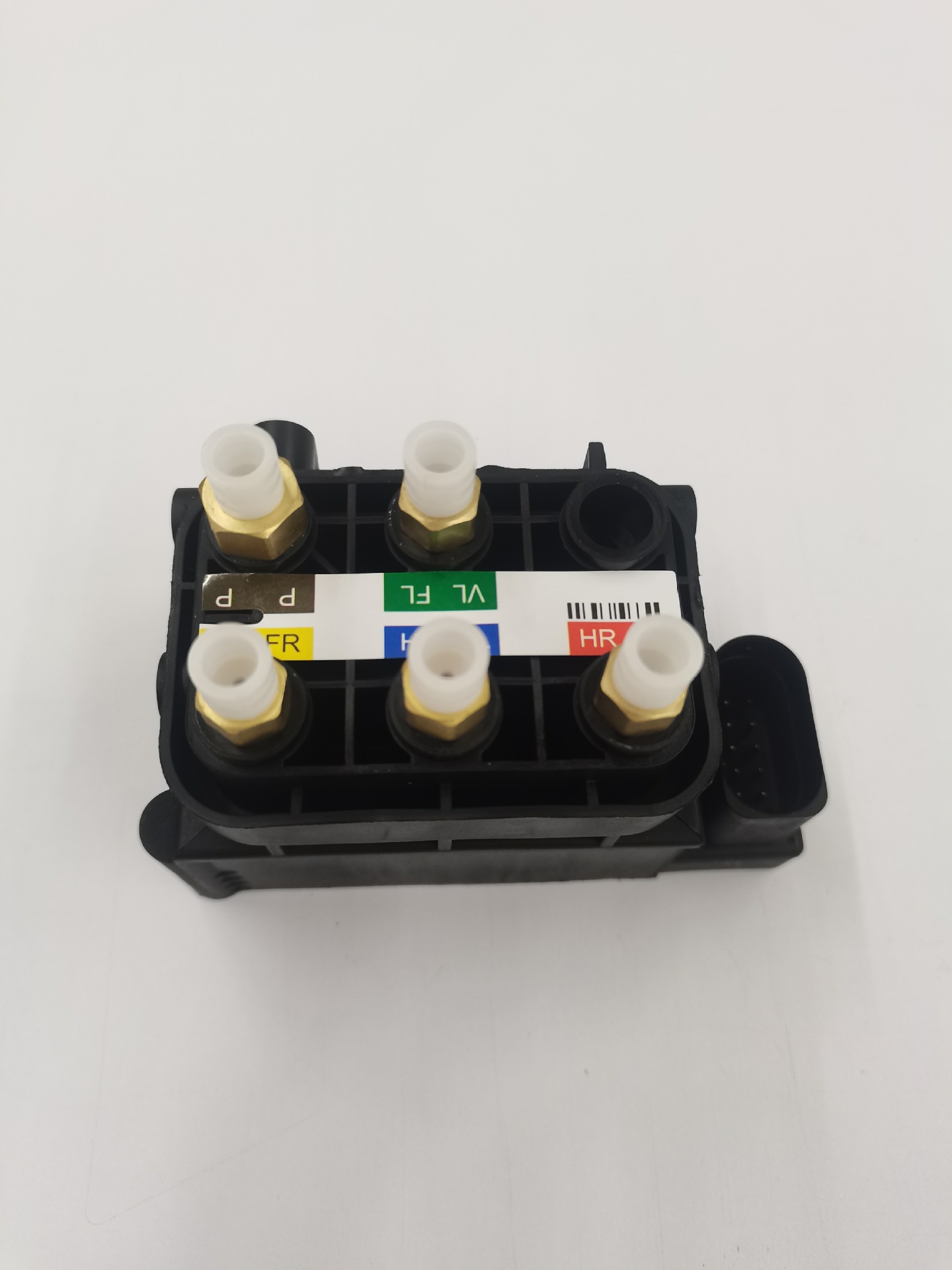 A0993200058 Air Pump Distribution Valve Is Suitable for Mercedes-Benz W222W205 Air Suspension Source Manufacturer