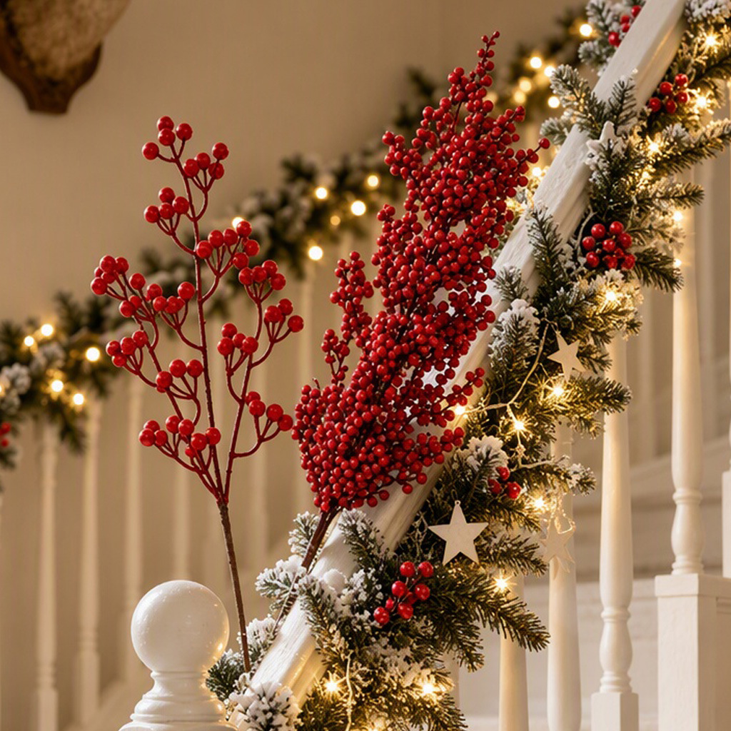Cross-border Christmas decoration berry home flower arrangement simulated red fruit ornaments small red fruit party scene layout