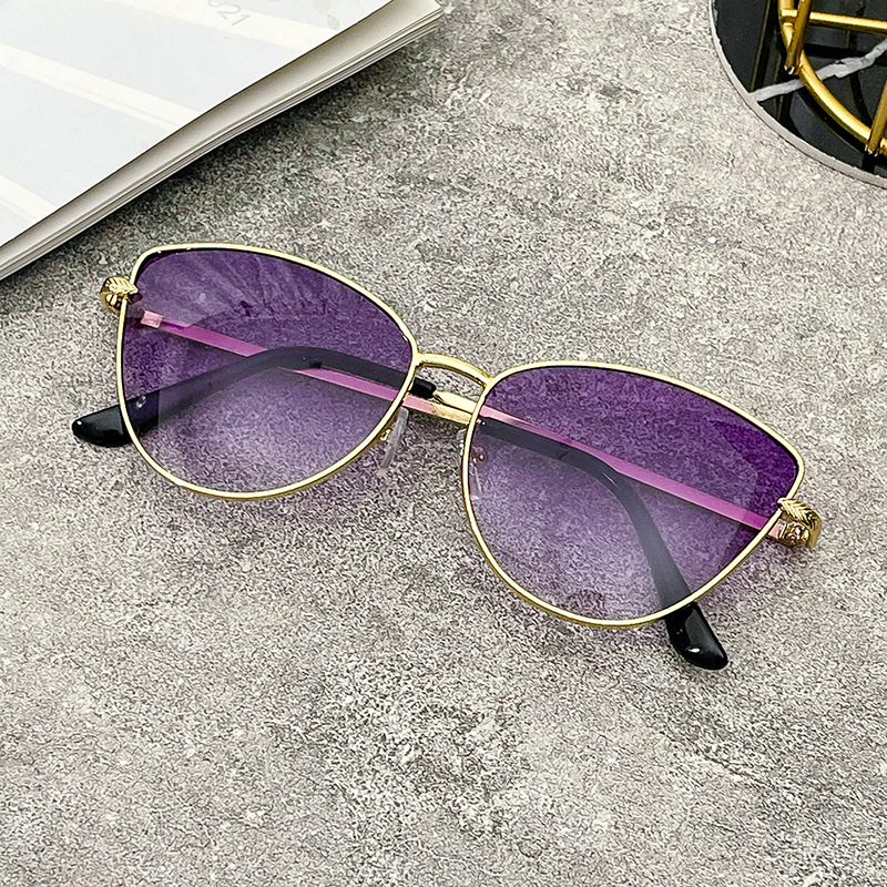 Fashion Style Fashion Semicircle PC UV400 Protection Cat Eye Full Frame Women's Sunglasses