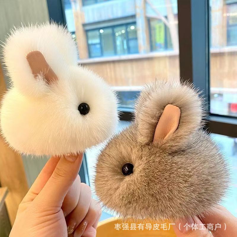 Mayorista imitación de visón colgante de peluche pequeño conejo de jade accesorios llavero muñeca de conejo bolsos colgantes pequeños regalos