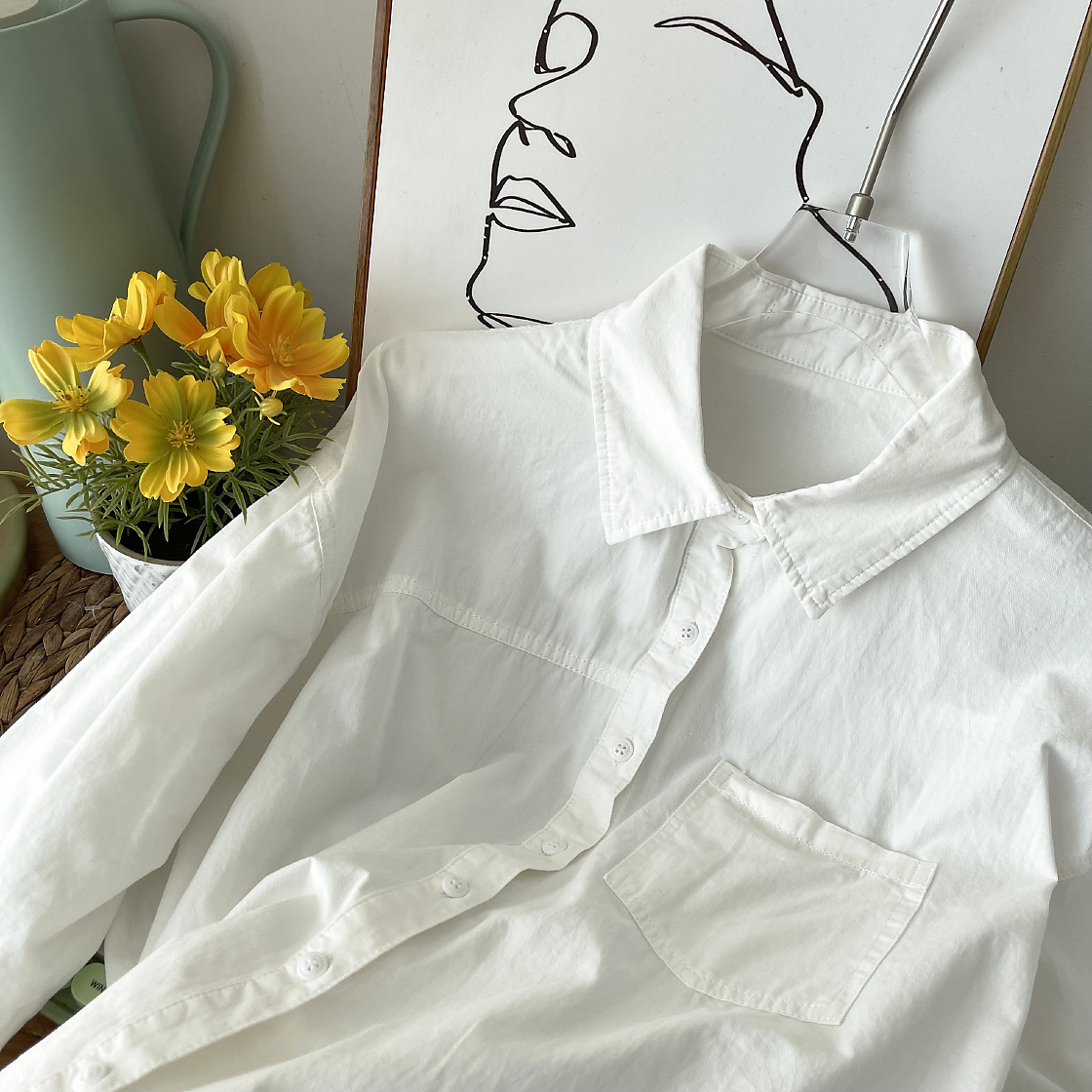 Non vedo l'ora di indossare questa bellissima maglietta velocemente. Camicia da donna coreana in tinta unita._voghion.com