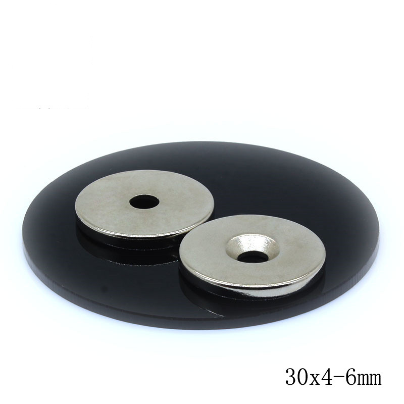 D30x4-6mm圆形沉孔钕铁硼磁铁30*4孔6mm带孔磁钢 稀土吸铁石 批发