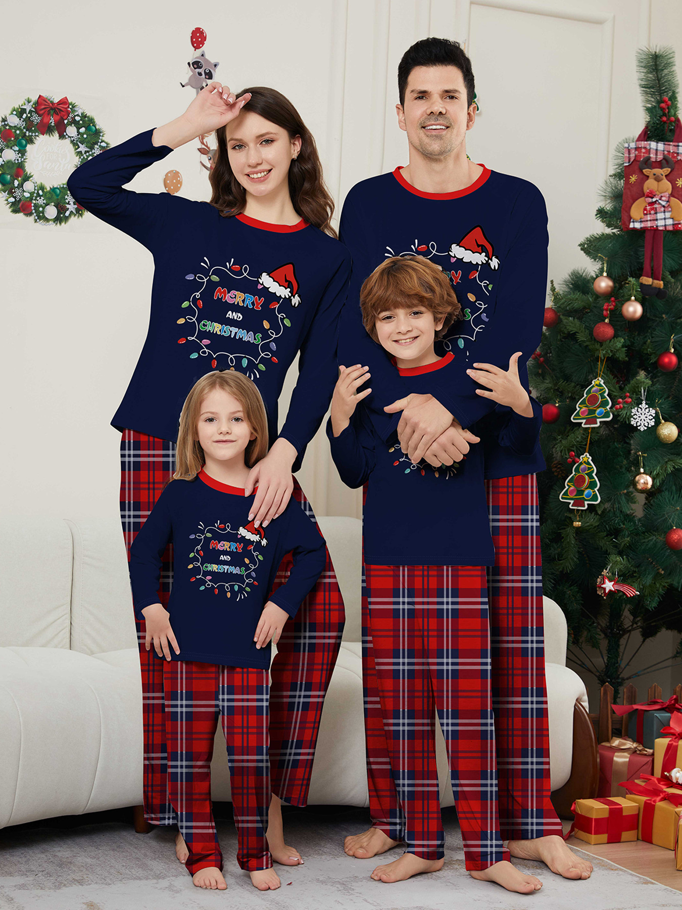Chapeau de Père Noël alphabet lumineux avec vêtements de famille de Noël imprimés vêtements de maison pyjamas_voghion.com