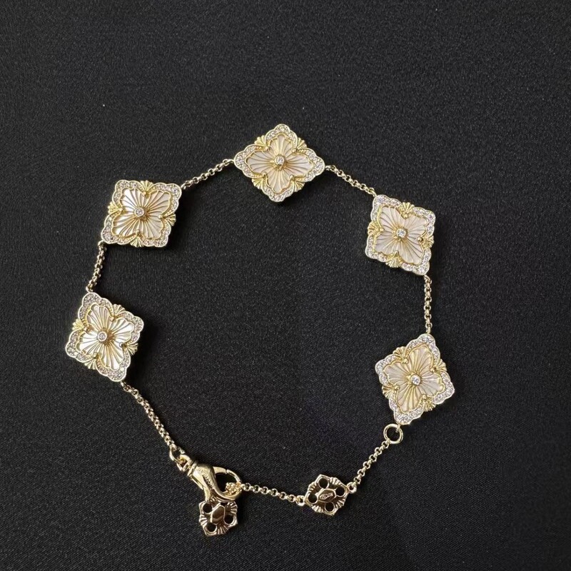 Four-Leaf Clover High Version V-Gold Plated Five-Flower Bracelet for Women Natural Red Agate White Shell Tiger Eye Stone Diamond Jewelry Direct Sale