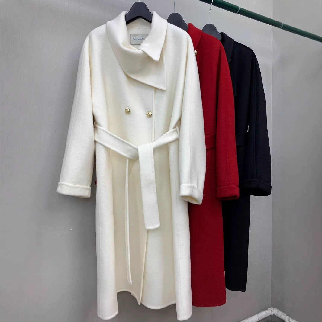 Высокий длинный красный, белый и черный, рукав с шнуровкой, металлическая пряжка, двухсторонняя шерстяная шерстяная куртка