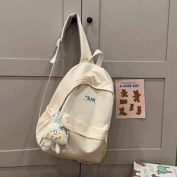 Off-white - with cheese hanging ornaments
