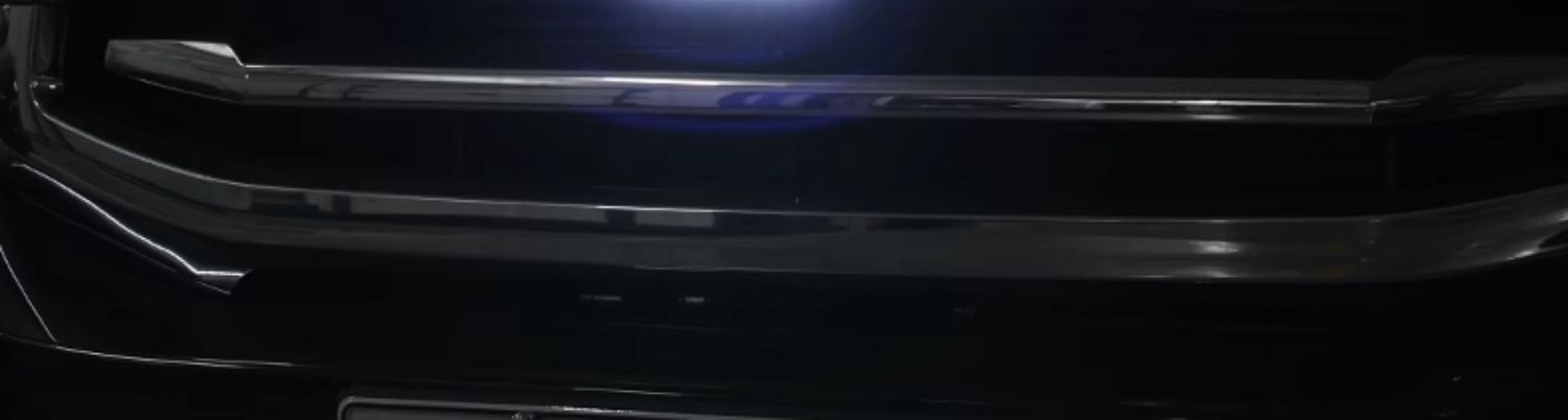 Tank 500 with Illuminated Grille Emblem, 26 Models Hi4T/Z Personalized Luminous Car Emblem Led Lights Off-Road Modification Exterior Decoration