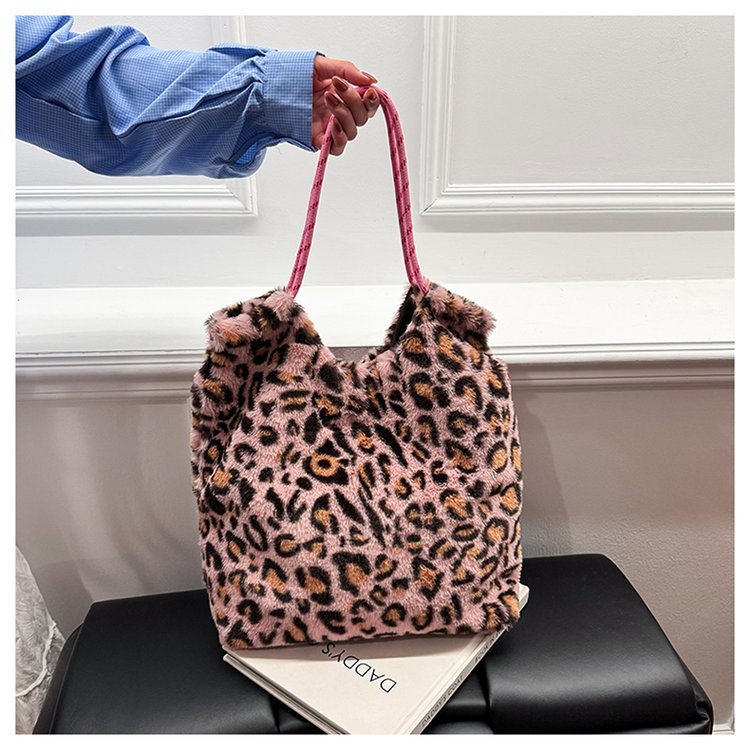 女包秋冬季新款豹纹毛绒大包休闲洋气简约单肩包便宜大容量托特包