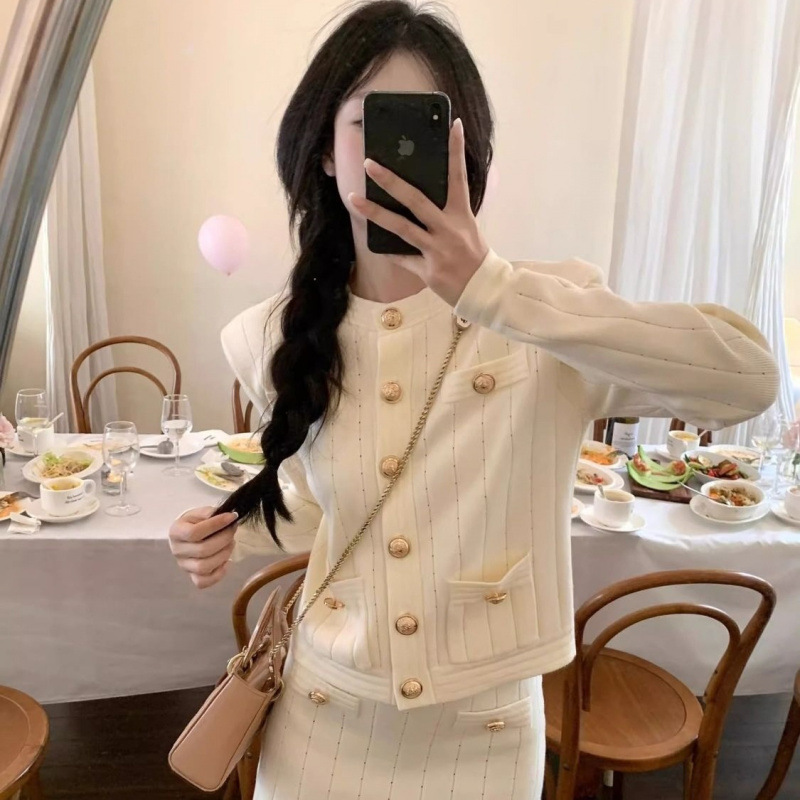 富家千金名媛针织套装女秋冬法式高级感小香风气质外套裙子两件套|undefined