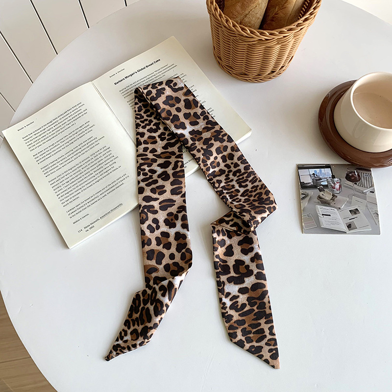 Bufandas de seda para mujeres nuevo estilo americano retro estampado leopardo correa de cuello de mil pañuelos delgada bufandas de seda cinturón bufandas decorativas