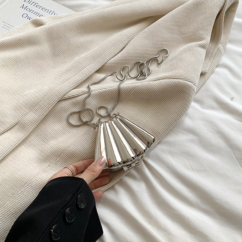 Fashionable Shell Shoulder Bag With Chain For Women Silver Mini_voghion.com
