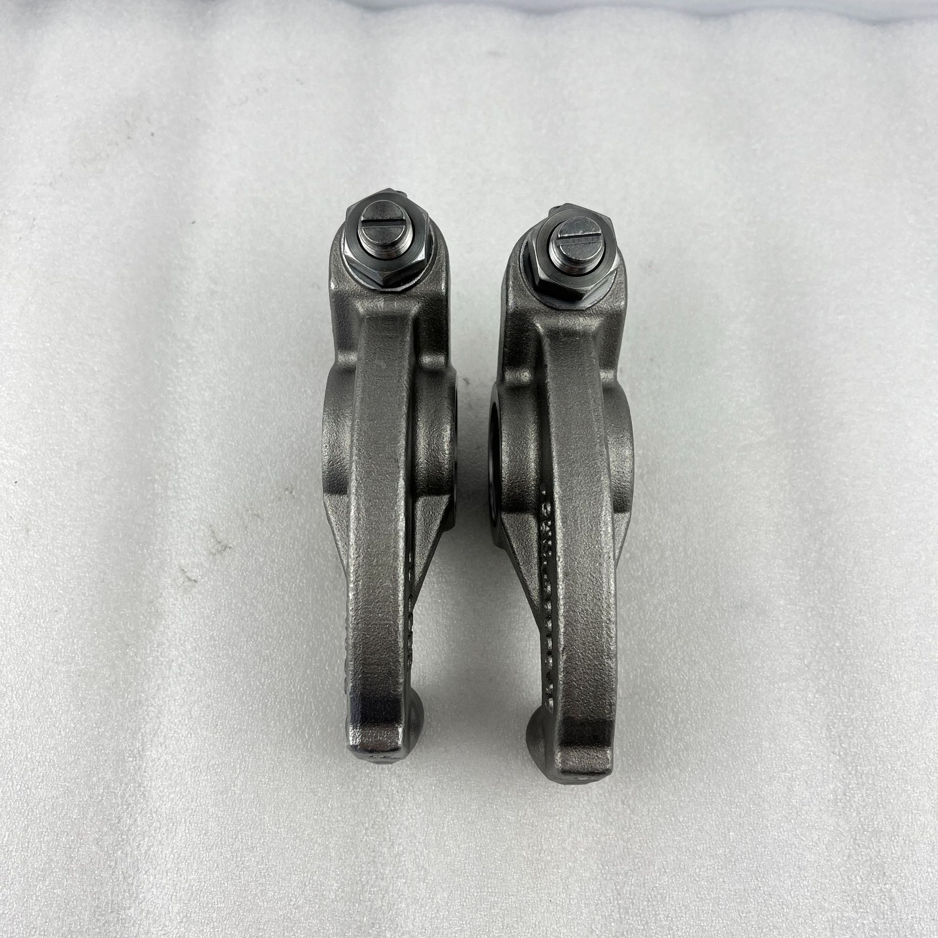 3069020 Valve Rocker Arm Cummins Engine Parts Wholesale of Internal Combustion Engine Valve Components