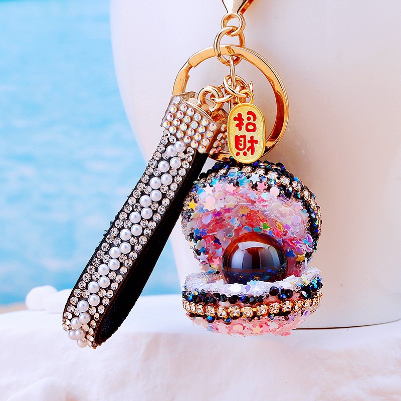 Marine keychain pearl