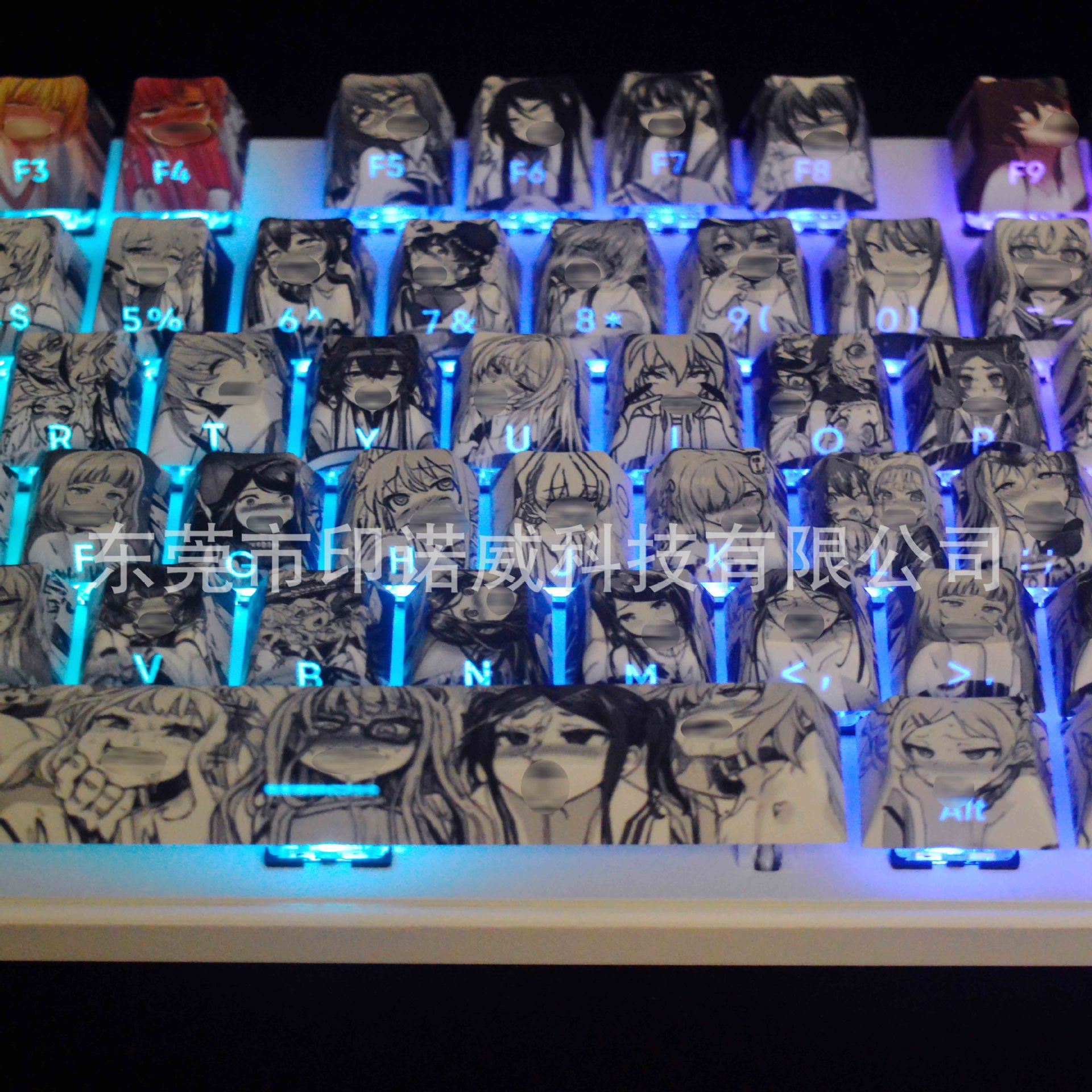 Qiulili black and white two-dimensional style PBT sublimation keycap original 135-key small complete set adapted to mechanical keyboard