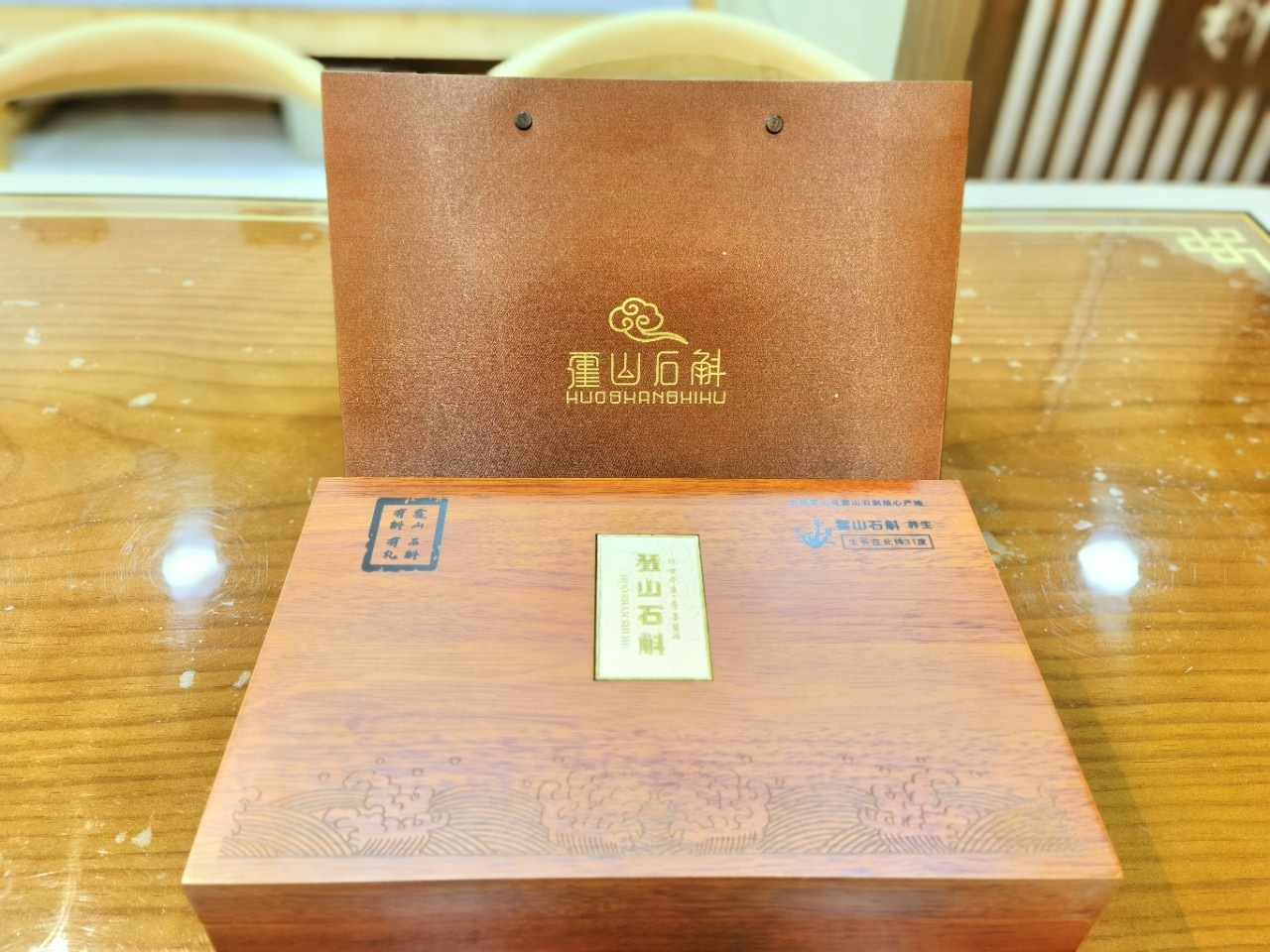 Huo Shan Tie Pi Shi Hu Dendrobium Fengdou 60g Gift Box Traditional Craft specifications