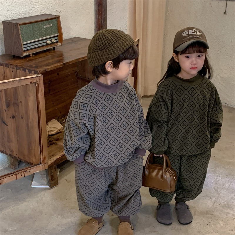 Suéter de pana de felpa para niños y niñas, conjunto de pantalones bombachos gruesos de dos piezas, invierno, 2023_voghion.com