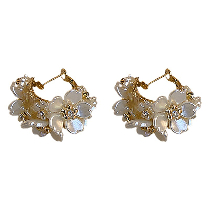 Pendientes de costura de flores de diamantes de aguja de plata galvanizada de oro real pendientes de diseño fresco pendientes artísticos para mujeres