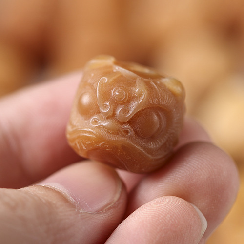 Original natural weathered yellow sandalwood root carvings of a Chinese lion accessory, single piece handmade DIY pendant spacer beads scatter beads decoration