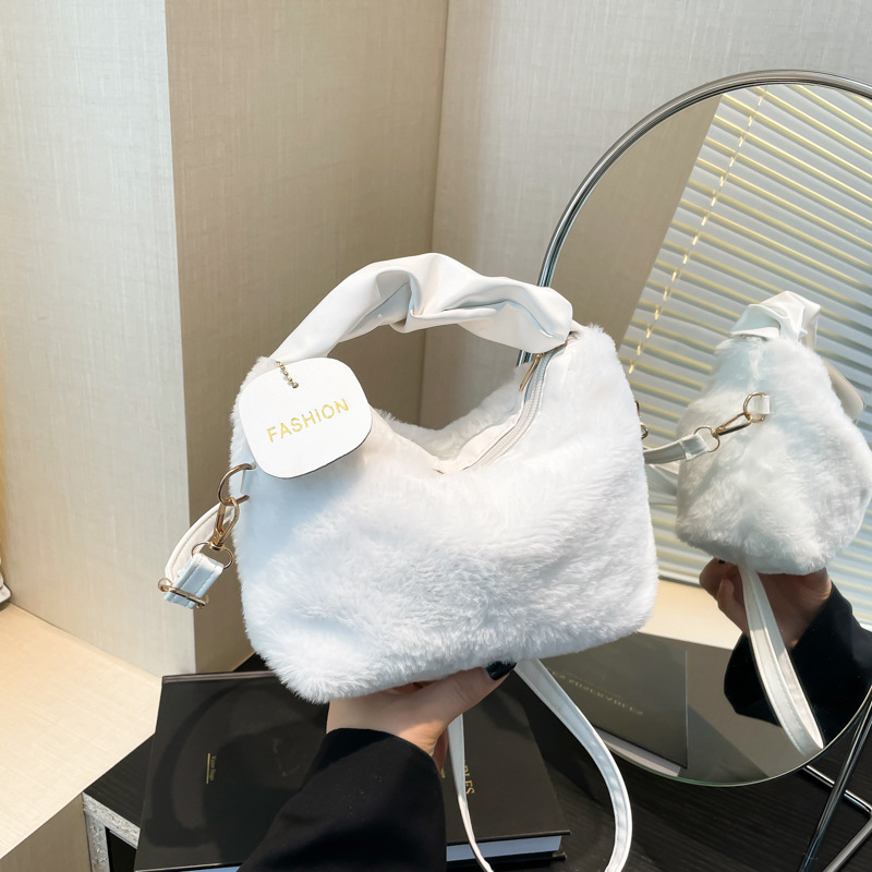 Bolso de moda peludo invierno 2024 nuevo estilo simple bolso de hombro simple bolso de ocio estilo coreano