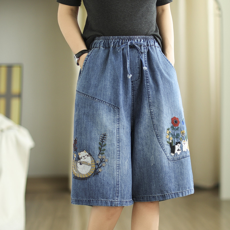 Korean style new asymmetric pocket embroidered kitten elastic waist cropped jeans large version loose