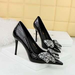 3391-H21 European and American style high heels, thin heels, stone pattern patent leather, shallow mouth, pointed water 