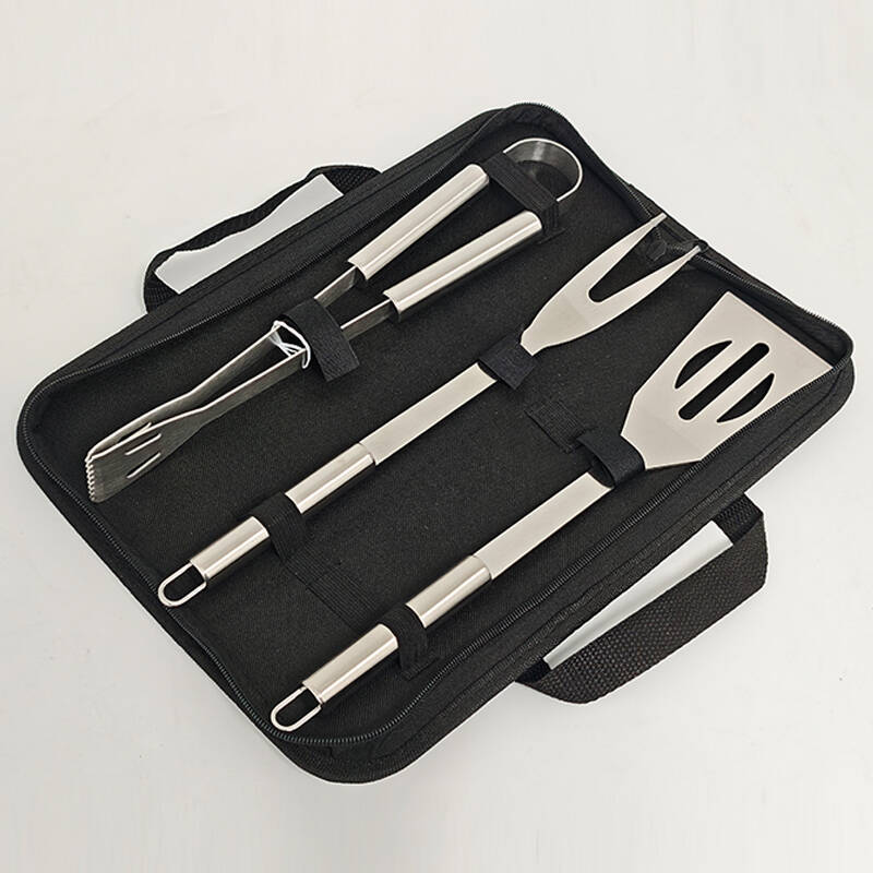 Barbacoa de acero inoxidable Juego de herramientas de barbacoa para acampar al aire libre de tres piezas
