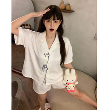 ˯��Ů�ļ����䴿�޼�Լ���ص�2026�¿�����ԼŮʿ���⴩�Ҿӷ�