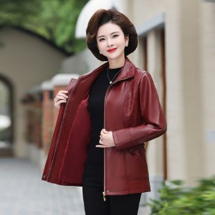 中年の女性の秋の服の短い革のコート2023の新型の40歳のお母さんの春秋のファッションのpu皮のジャケットの上着|undefined