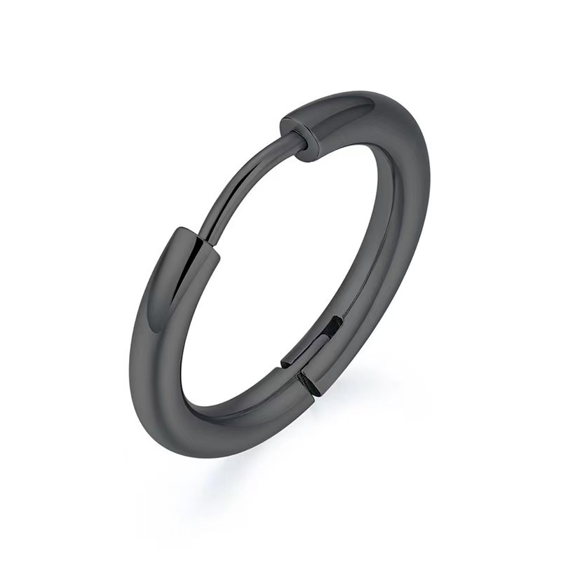 Moda europea y americana transfronteriza 316 aretes de bobina redonda de acero inoxidable personalidad anillo de acero de titanio hebilla de oreja joyería de oreja de moda