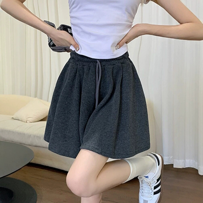 Plus-Size Drawstring Sports Shorts for Women, Summer Elastic Waist, Drapey Casual Slimming Versatile A-Line Casual Wide-Leg Skirt Pants Plus-Size Drawstring Sports Shorts for Women, Summer Elastic Waist, Drapey Casual Slimming Versatile A-Line Casual Wide-Leg Skirt Pants