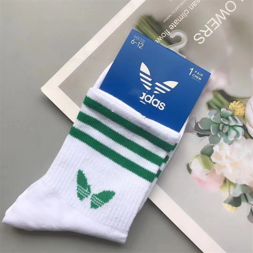 2024 primavera y otoño AGREGAR calcetines de baloncesto deportivos de media pantorrilla de tres hojas de hierba alta marca de moda corriendo calcetines de fútbol
