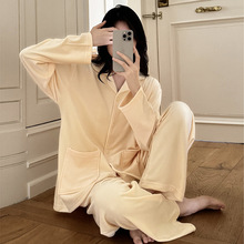 �Ӻ��L��˯��Ů�ﶬ�����u�q�߼���Ůʿ2025�¿�Ҿӷ����⴩���b