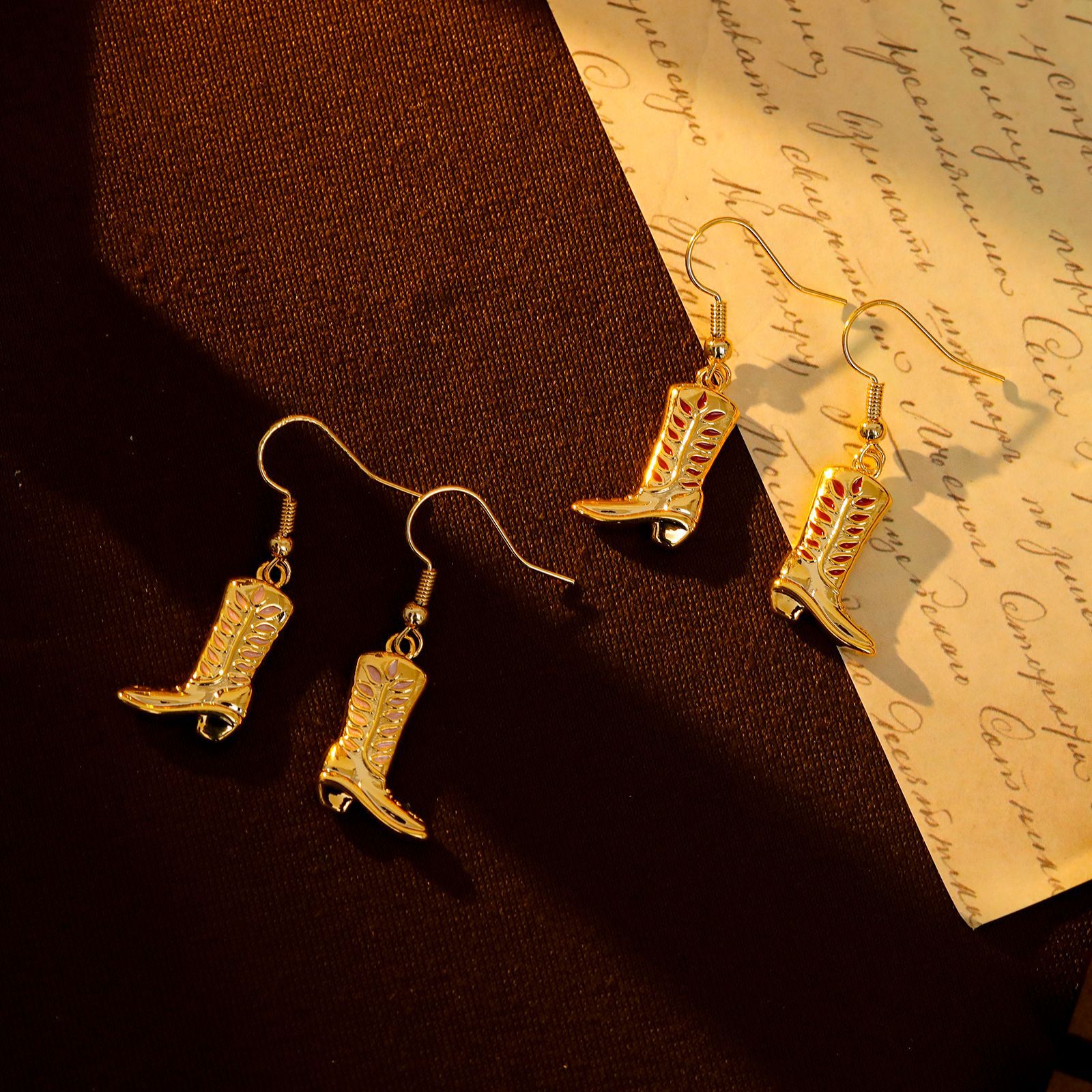 Western Cowboy Boot Clip Earrings For Women Elegant Style_voghion.com