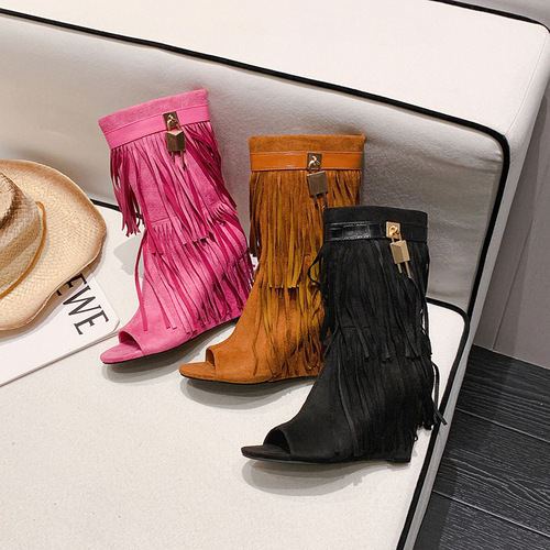 Handcrafted Retro Short Boots for Women: Wedge-Heeled Elevator Boots with Tassels—Sweet, Cool, Edgy, and Plus-Size Boots for Chic Ladies