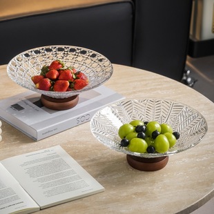 ��ʽľ�ײ���������þƵ���ֵˮ���c���ռ{�P�й��L�b��P