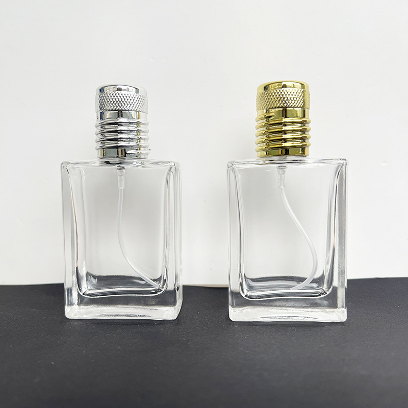 现货供应B023-30ml 方形高档香水玻璃瓶便携式化妆品喷雾按压空瓶