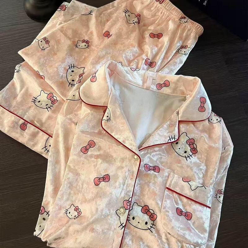 Autumn and winter women's pajamas, featuring a luxurious velvet design, a popular style among influencers, with diamond-patterned velvet and a KT cat-themed open-front cardigan, suitable for wearing both indoors and outdoors Autumn and winter women's pajamas, featuring a luxurious velvet design, a popular style among influencers, with diamond-patterned velvet and a KT cat-themed open-front cardigan, suitable for wearing both indoors and outdoors