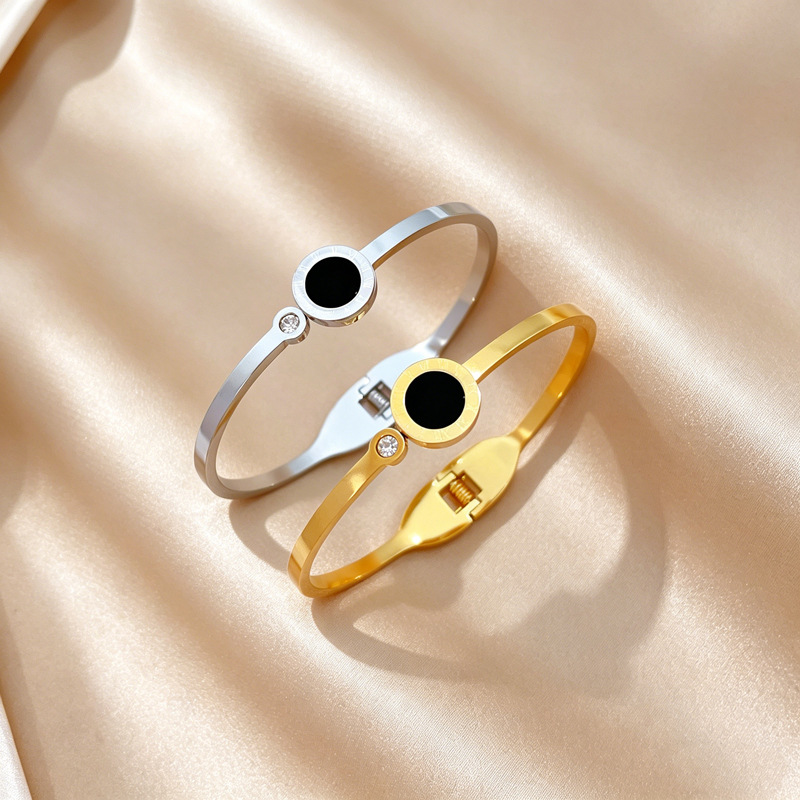 Minimalist Roman Zircon Titanium Bangle For Women And Men_voghion.com