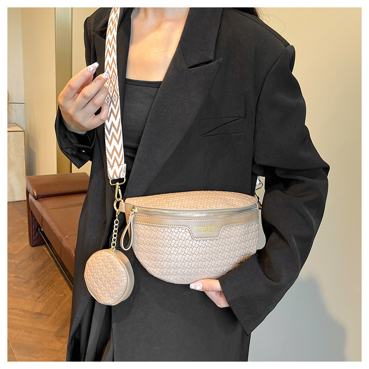 456g Weight Polyester Lining Material Zipper Closure Type Single Shoulder Strap Strap Type Fanny Pack Bags Type Daily Occasion Pu Leather Material Solid Color Pattern All Seasons Season Women's Gender Streetwear Style Semicircle Shape Women's Pu Leather Solid Color Streetwear Semicircle Zipper Fanny Pack 17