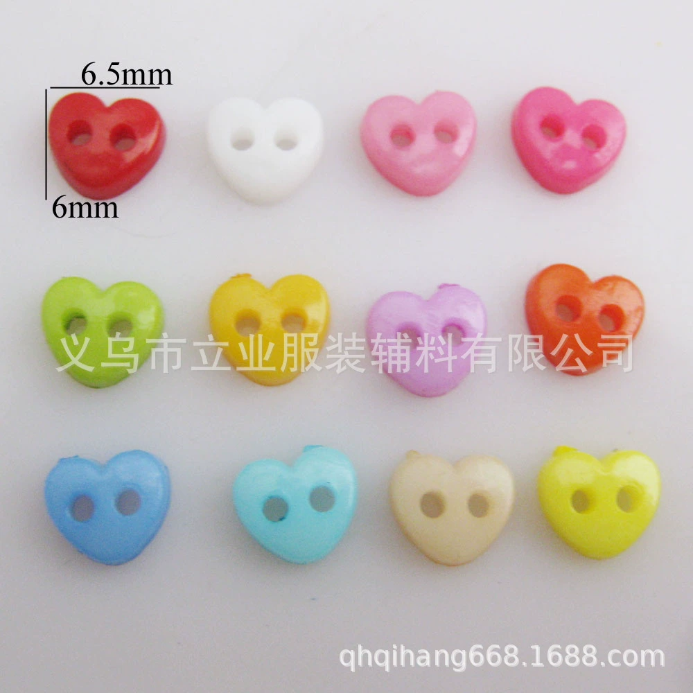 Heart-shaped small button 6mm Love mini nylon button Cartoon doll button Craft button auxiliary materials