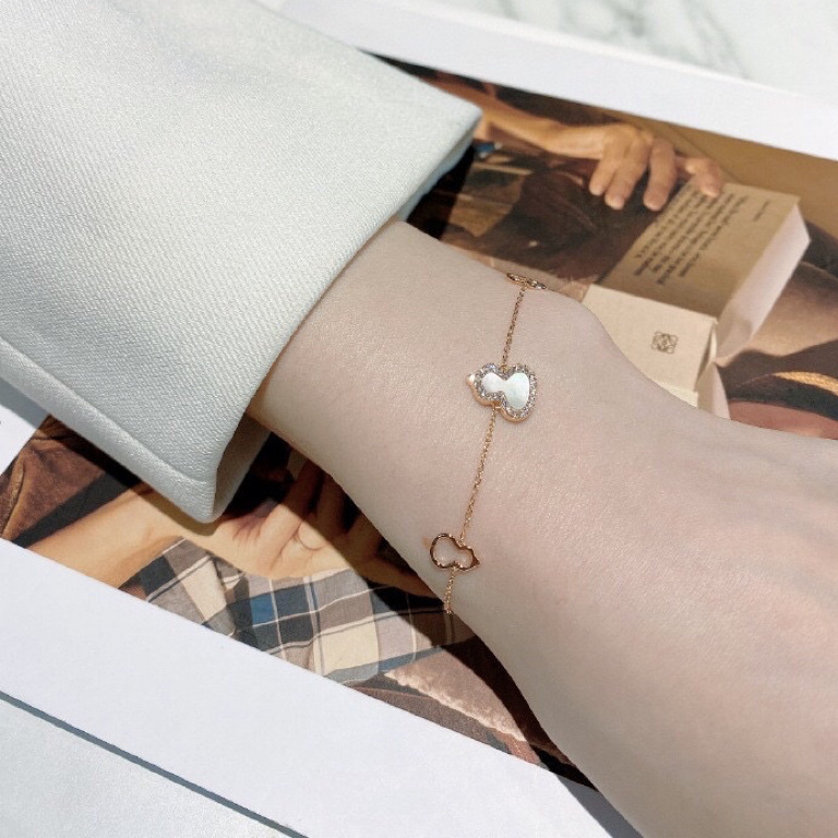 High-End Seiko Kirin Small Gourd Bracelet Women's Thick Plated 18K Rose Gold Clavicle Chain Red Agate Live Delivery