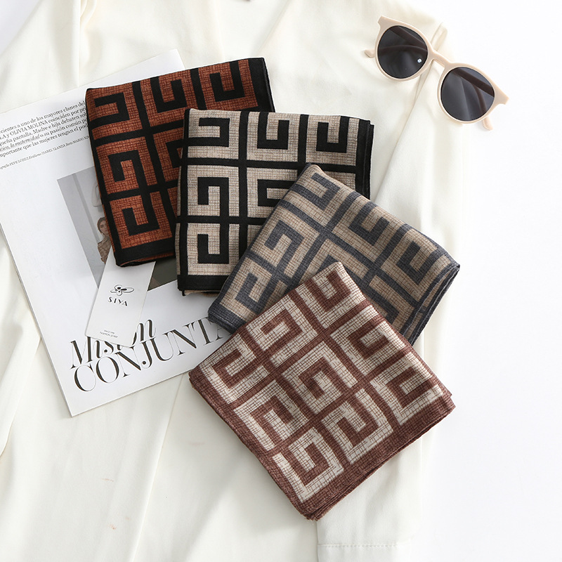 Nicho retrógrado estilo nacional estampado pequeño bufandas cuadradas impresas dama alta sensación simple bufandas de seda de moda bufandas decorativas