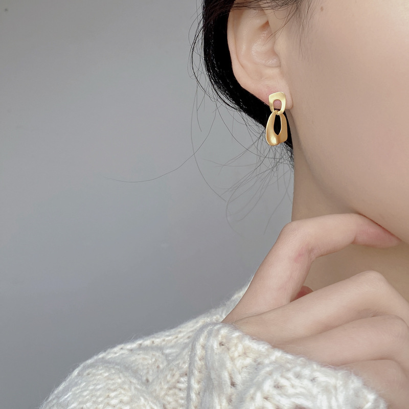 3g Weight Electroplating Gold Plating Process 925 Sterling Silver Ear Needle Material 18K Gold Plated, Silver Plated Plating Material Stone-Free Inlay Material 1 Pair 18K Gold Plated Silver Plated 925 Sterling Silver Geometric Drop Earrings Earrings Ear Studs