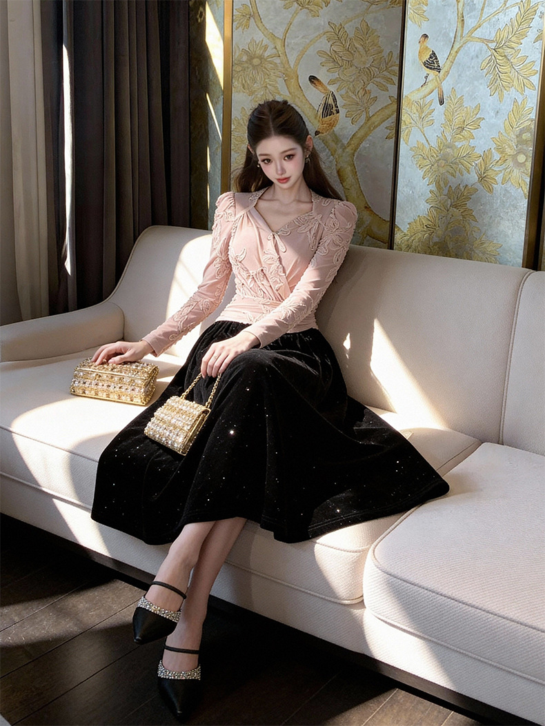Đầm maxi nữ thắt eo ren kết hợp nhung xòe lớn — đen chi tiết 10
