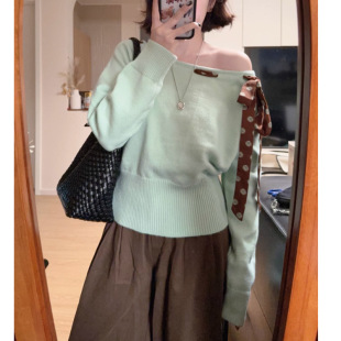 2025 �����̾G һ�ּ粨�c����ë��Ů���OӋ��¶���L��ᘿ�����Ů