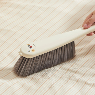 Small milk coffee cartoon cleaning soft brush carpet cleaning and sweeping bed dust removal brush does not shed hair long handle anti-static desktop sweeping