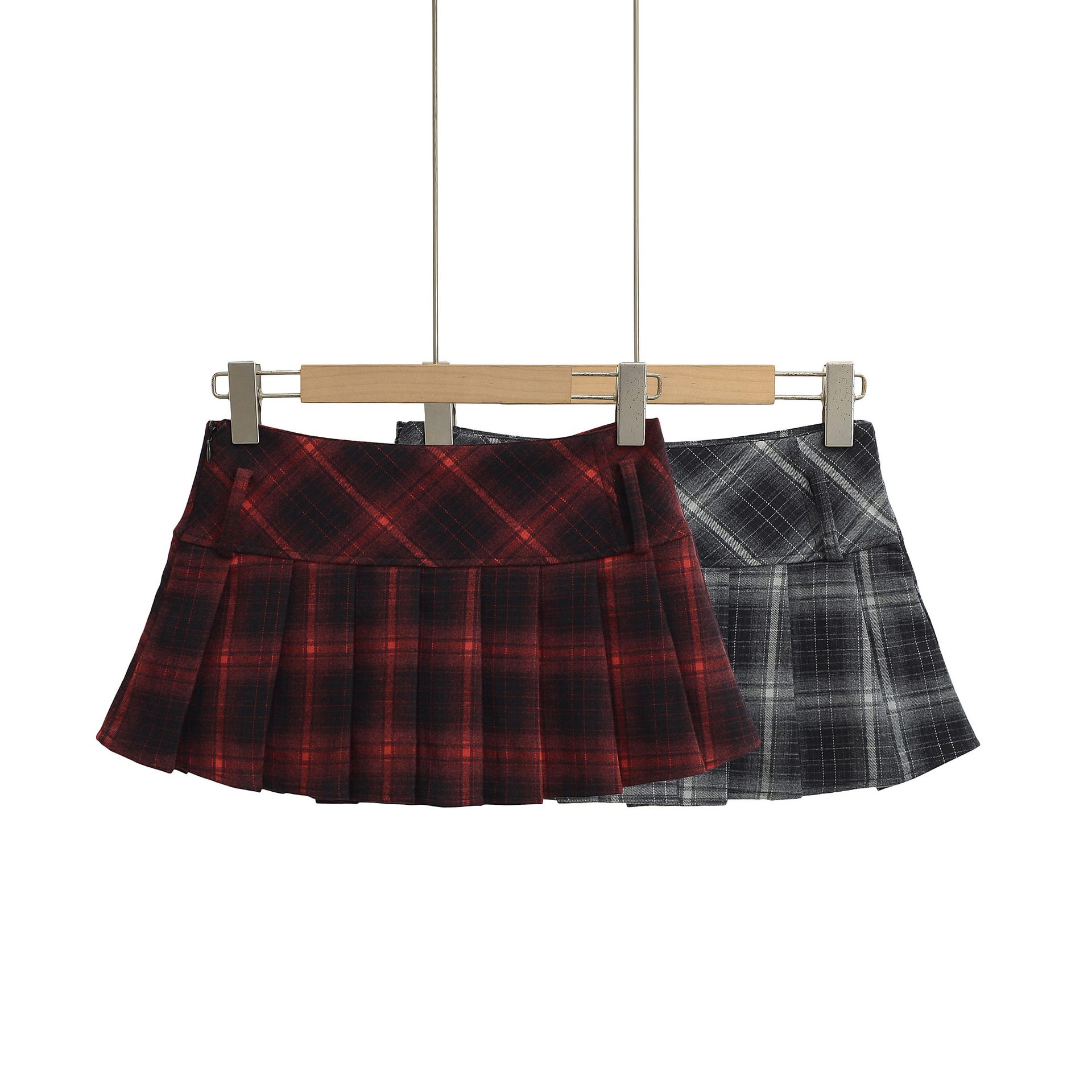 Retro Low-Waist Plaid Pleated Skirt for Women 2025 Summer American Sweet Sexy Anti-Exposure Slimming Look A-Line Skirt