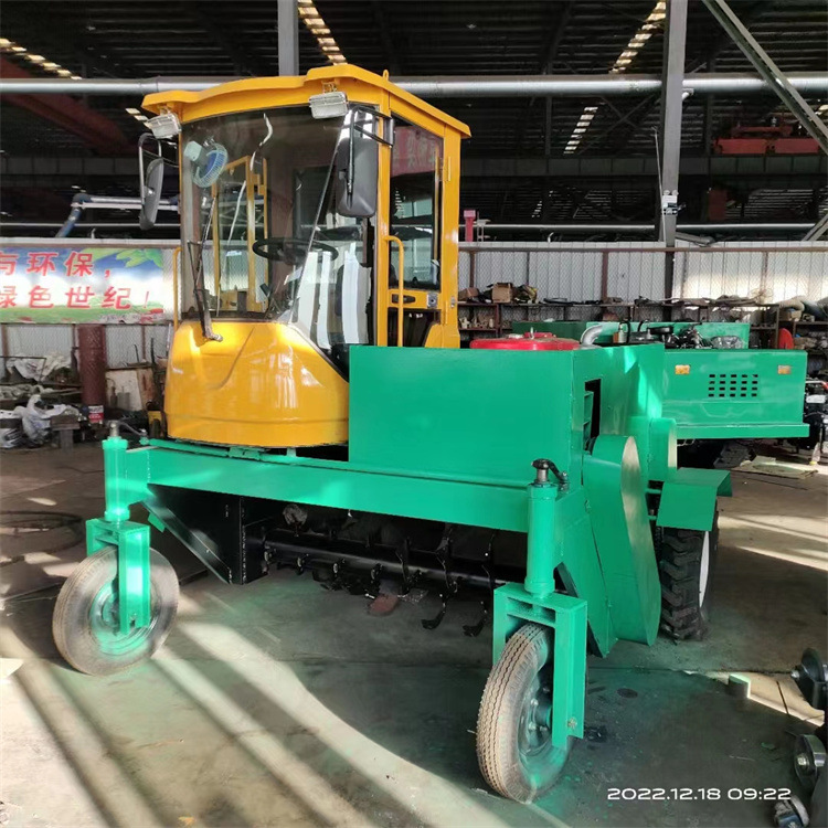 6 ruedas tipo 2000 tipo fertilizante orgánico máquina de tirado tipo compostaje auto-camina máquina de tirado tipo compostaje de granja