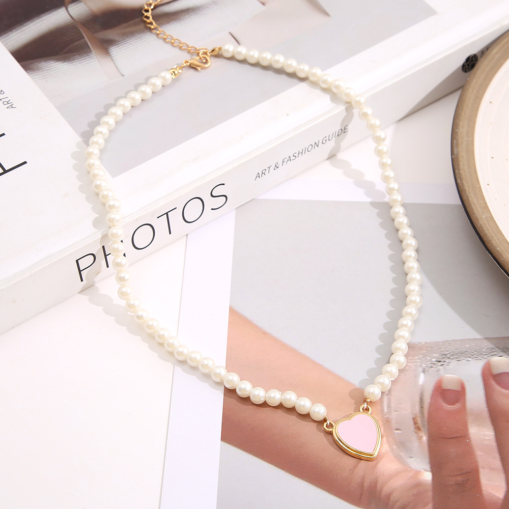 Mode Einfache Schlüsselbein Kette Frauen Barock Perle Perlen Herz Anhänger Halskette display picture 4
