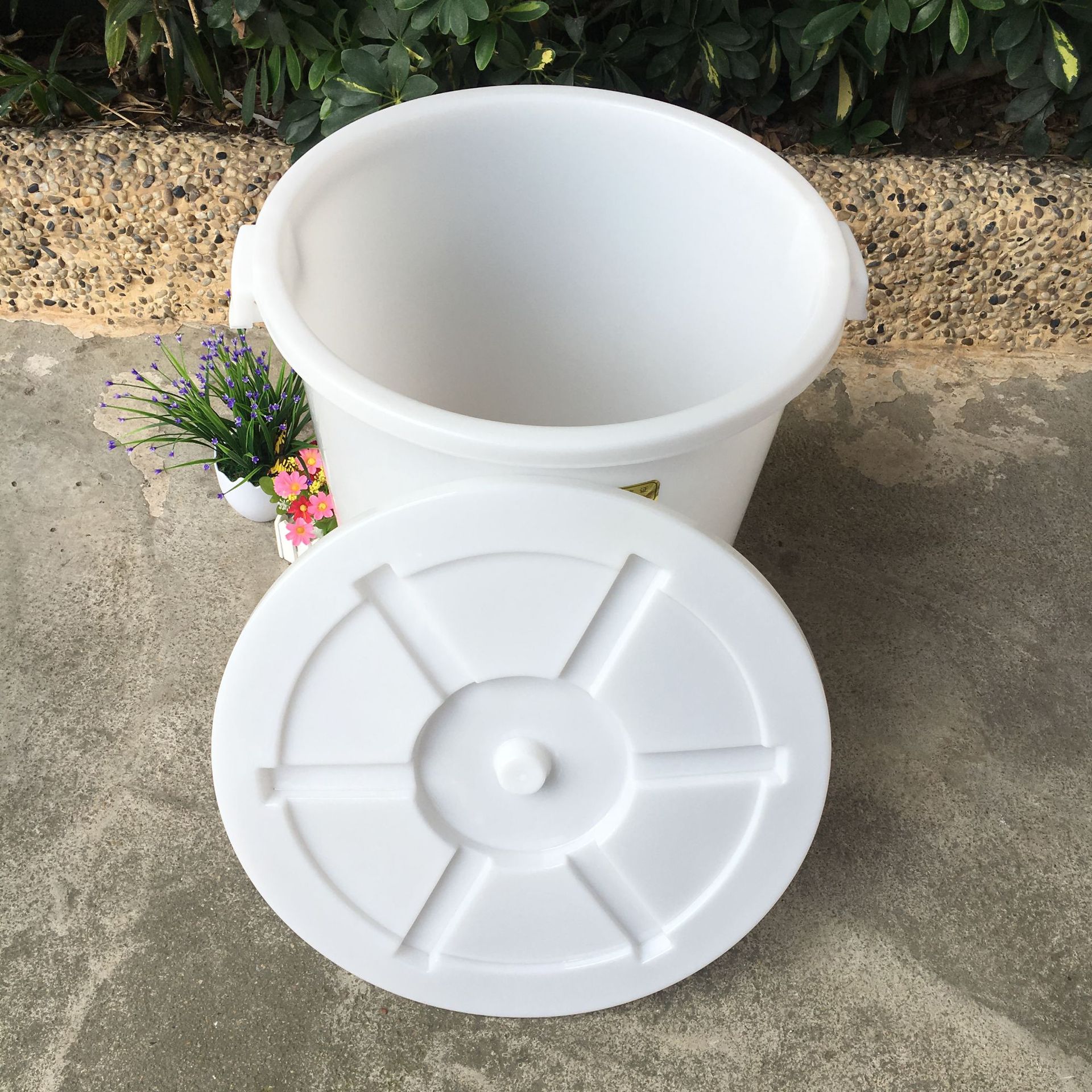 供应100升包装桶大白桶牛筋塑料桶户外垃圾桶发酵酿酒塑料水桶